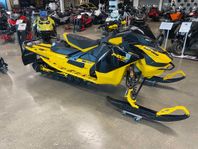 Ski-Doo MXZ X-RS Competition 850 E-TEC Turbo R 137" DEMO