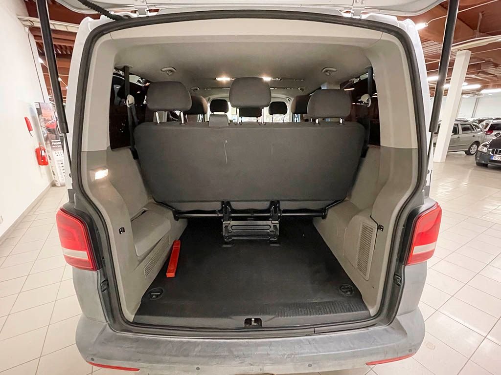 Volkswagen Caravelle Transpor...