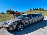 Lincoln Town Car Stretch Limo 4.6 V8 Leopardlimon