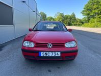Volkswagen Golf Variant 1.6   617kr/24mån Räntefri