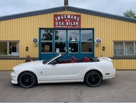 Ford Mustang GT Cab  Ring för visning