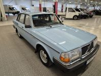 Volvo 240 DL Automat (BUD TAGES)