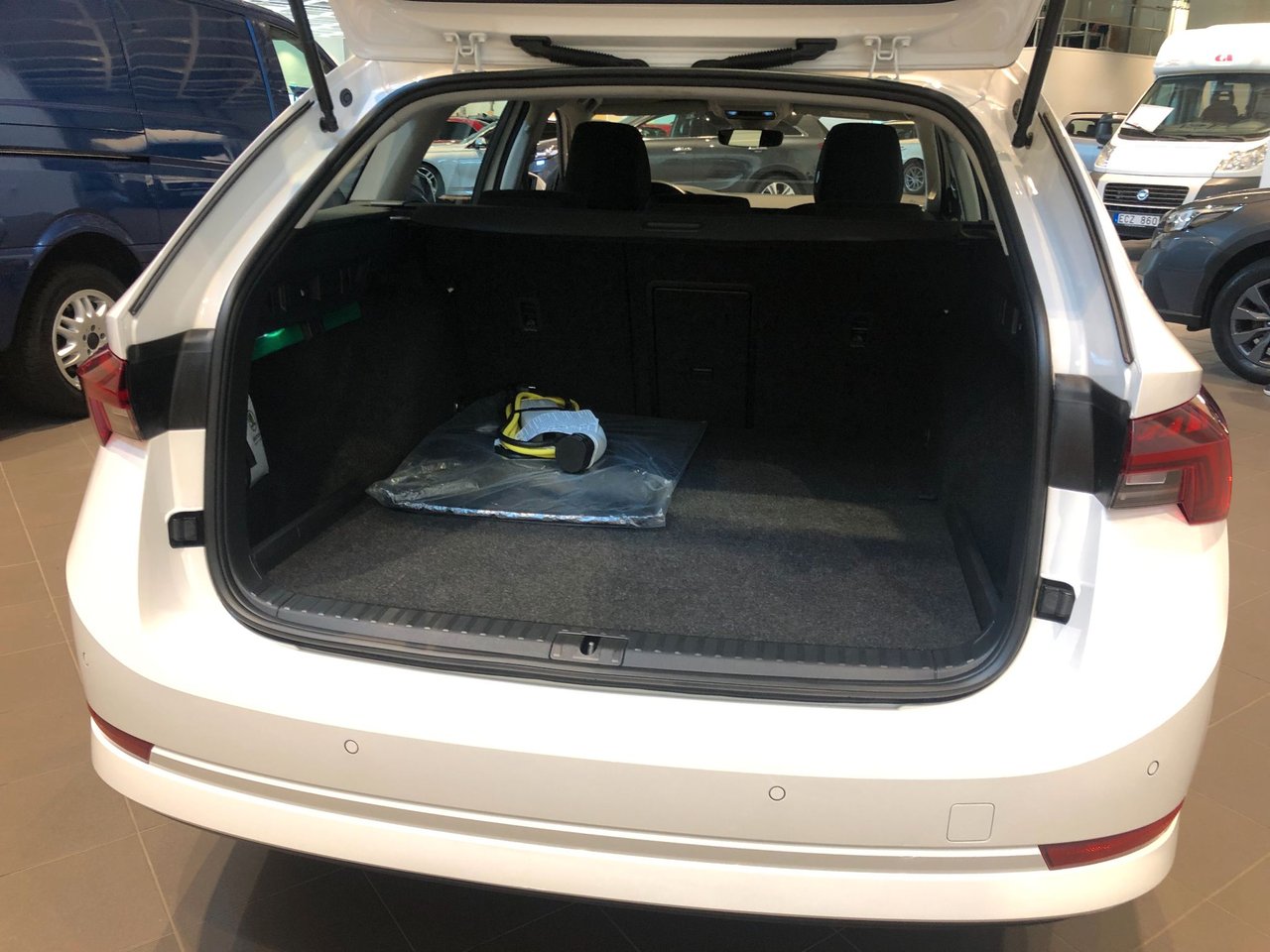 Škoda Octavia Combi iV DSG Sekventiell, 204hk, 2021