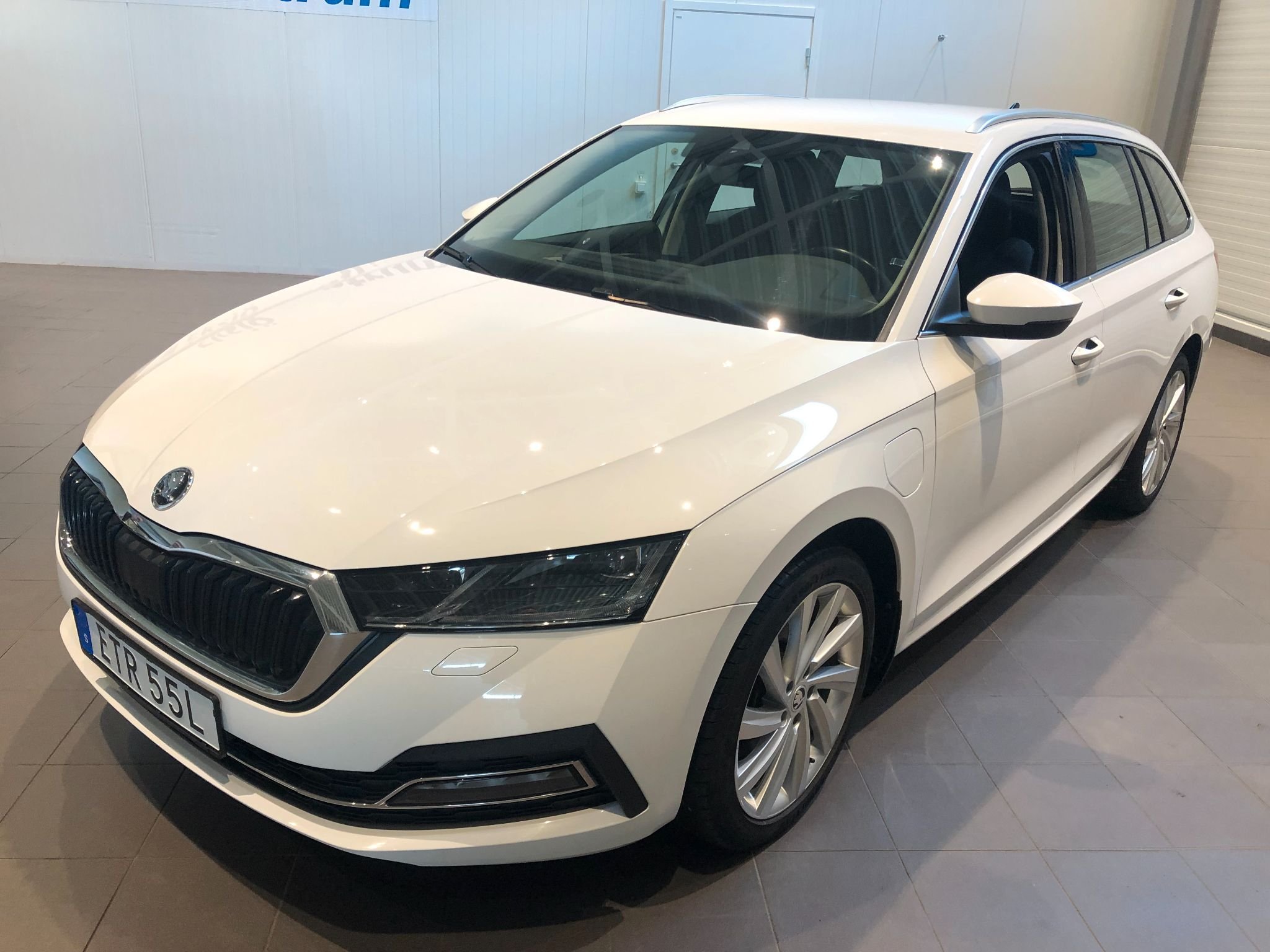 Škoda Octavia Combi iV DSG Sekventiell, 204hk, 2021