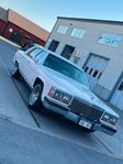 Cadillac Brougham 5.0 V8