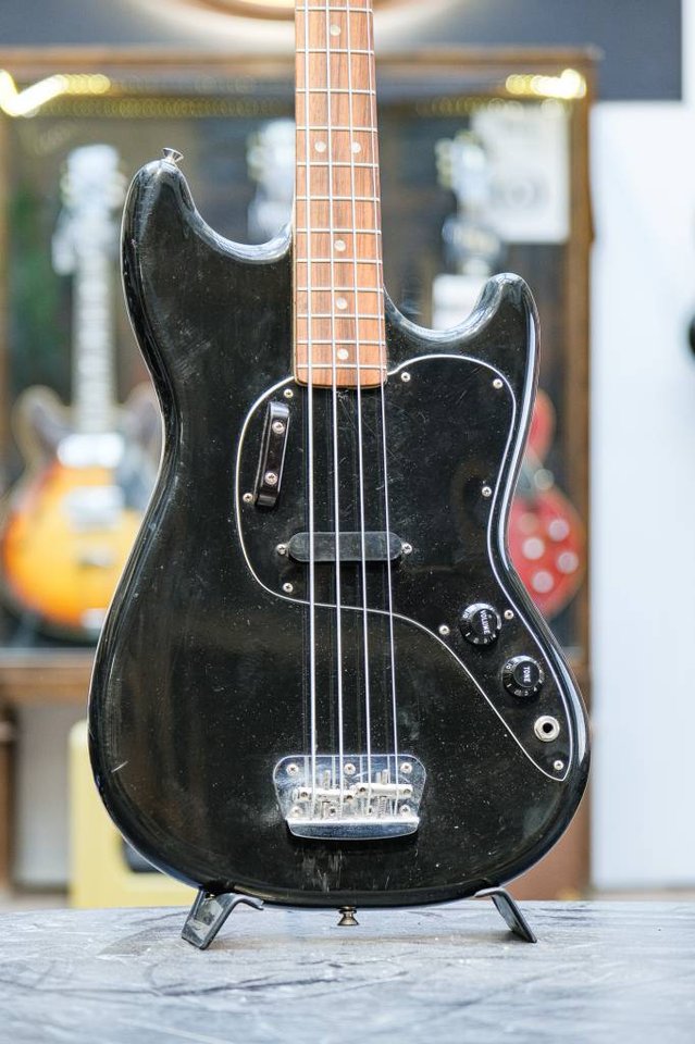1980 Fender Musicmaster Bass ...