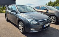 Hyundai i30 1.6 CRDi Nybes Nyservad Drag