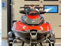 Sea-Doo RXT-X 300 RS från 2017 med trailer