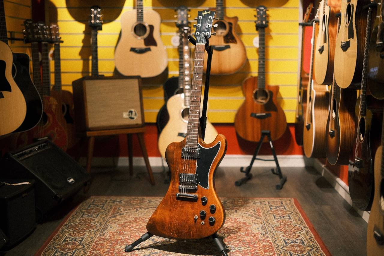 Beg. Gibson RD 1977 - Musikbö...