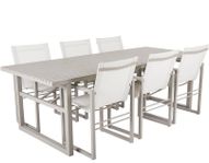 Vevi matbord / stolar i stilren nordisk design