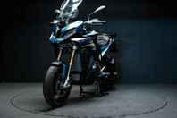 BMW S 1000 XR DEMO - END OF YEAR DEAL!