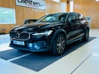 Volvo V60 Cross Country B4 AWD Momentum Pano GPS H/K B-Kam