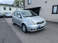 Toyota Yaris 1.0 65hk VVT-i Nybesiktigad Lågmil