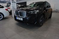 BMW iX1 xDrive30 M Sport Adaptiv-Led Keyless Rattvärme Tonad