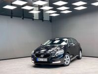 Volvo V40 T2 Kinetic /Värmare/Drag/Psensorer/Nyservad/