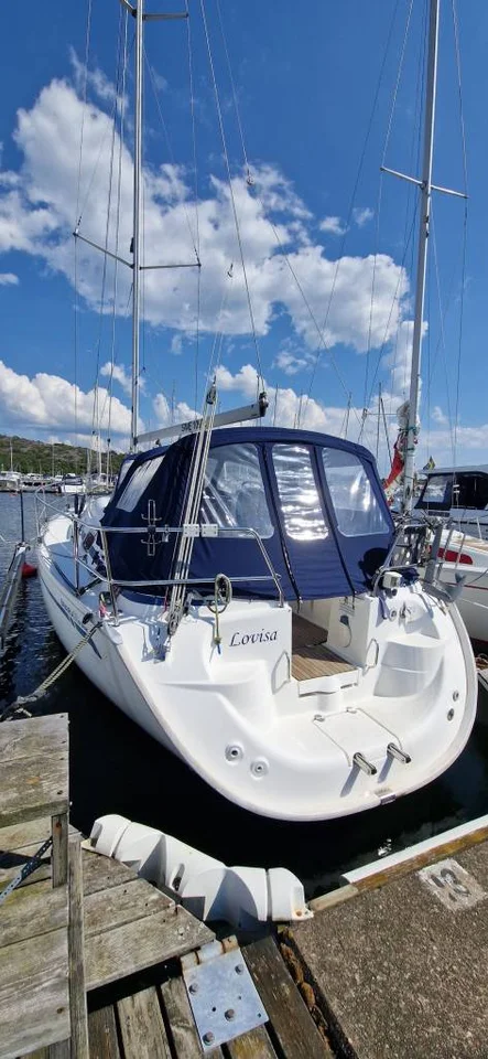 Bavaria 33 Cruiser -07 image