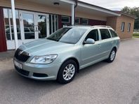 Skoda Octavia 1.6tdi ny servad välvårdad Euro 5