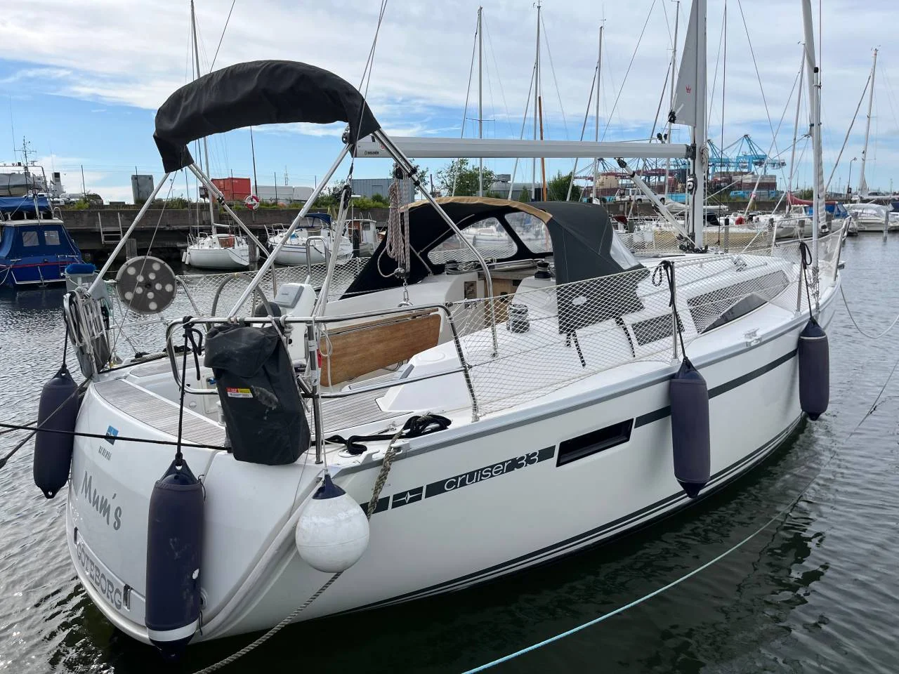 Bavaria 33 Cruiser från 2014 image