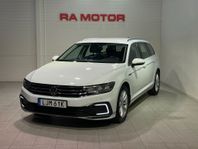 Volkswagen Passat SC GTE 218hk |Drag | Backkamera | Navi |