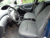 Toyota Yaris 5D NYBES U.A./BRA DÄCK/MV/CD/FINANS/INBYTE