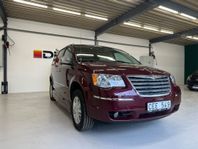 Chrysler Town & Country 4.0 V6  handikappanpassad  SÅLD