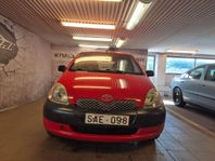 Toyota Yaris 5-dörrar1.0 VVT-i 68hk,NY besiktigad, NY Servad