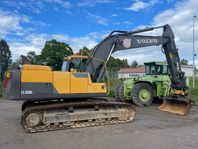 Grävmaskin Volvo EC220DL Engcon Rototilt