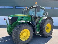 John Deere 6215R