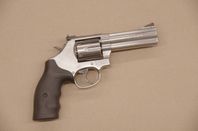 Smith & Wesson 686