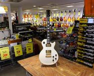 Begagnad Gibson Les Paul Studio Alpine White från 2006