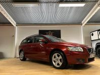 Volvo V50 2.0 D Momentum 1ÅRSGARANTI/HEMLEVERANS/RÄNTEFRITT