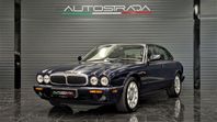 Jaguar XJ 3.2 V8 | Executive | Automat | Läder | 237 hk |
