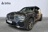 BMW X5 xDrive45e iPerformance M-sport Pano Drag B&W Moms