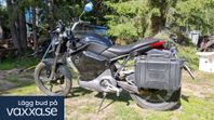 Super SOCO TS 1200R Med extra batterier