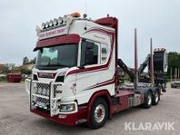 Timmerbil Scania R730 6x4 med timmerkran