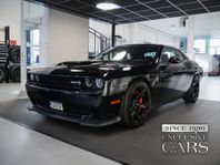 Dodge Challenger SRT Hellcat 717HK PITCH BLACK