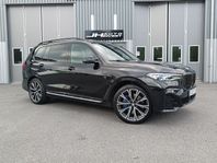 BMW X7 xDrive40i M Sport Svensksåld Pano Laser H/K 7 Sits