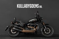 Harley-Davidson Fat Bob 114" M8 | Vance&Hines | Kåpa | Väska