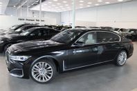 BMW M760 Li xDrive Executive Lounge Night Vision DAP Bowers