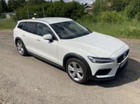 Volvo V60 Cross Country D4 AWD Geartronic D-värm / Backkamer