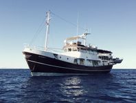 Zeewoulf trawler yacht