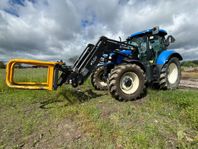 Traktor med lastare New Holland TS 135 A 4WD