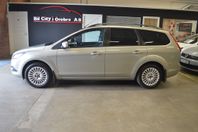 Ford Focus 1.8 (125hk) Flexifuel Titanium / Låga Mil / Drag