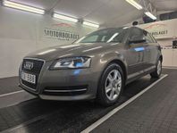 Audi A3 1.6 TDI Automat 105hk Attraction, Comfort