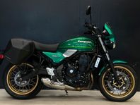 Kawasaki Z650  RS Puig packväskor 257 mil Hemleverans