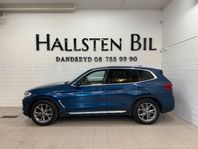 BMW X3 20i xDrive X line Aut Moms Drag Navi Svensksåld