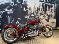 Harley-Davidson Rocker Custom "mkt låga mil, bra utrustning"