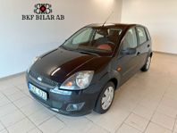 Ford Fiesta 5-dörrar 1.4 - Nyservad