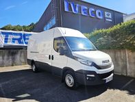 Iveco Daily 35-120 Skåpbil 2.3 JTD Aut Värmare Sensorer 12m3