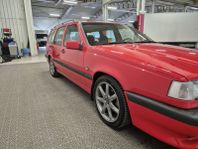 Volvo 850 R Kombi T-Röd Automat Orginal  (BUD TAGES)